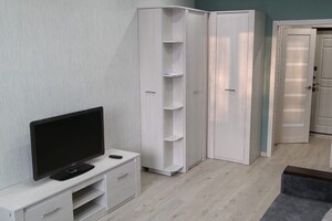 Продается 1-комнатная квартира 43 кв. м в Киево-Святошинске, Мартынова проспект