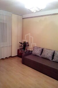 Продается 1-комнатная квартира 30 кв. м в Киеве, Лайоша Гавро улица