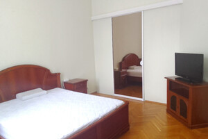 Здається в оренду 3-кімнатна квартира 100 кв. м у Києві, цена: 20000 грн
