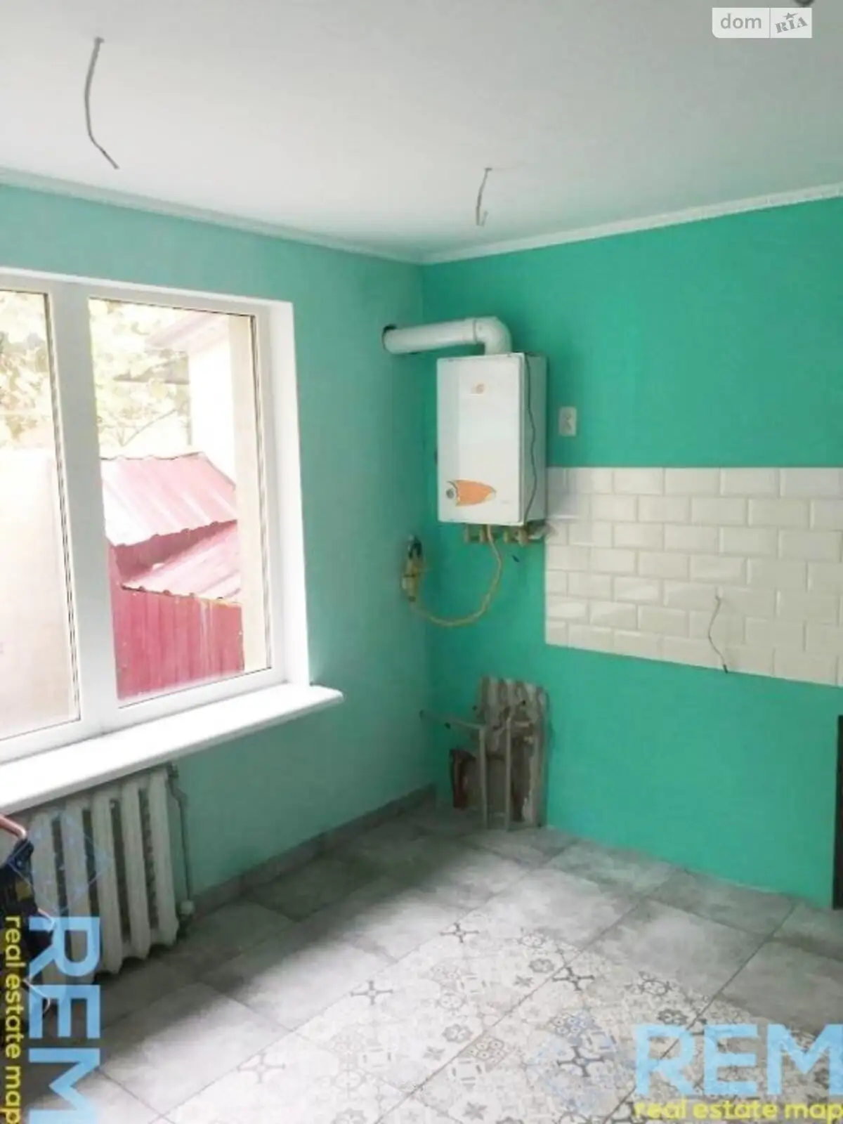 Продается часть дома 43 кв. м с камином, цена: 35000 $