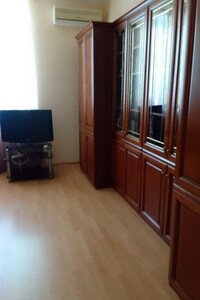 Продается 2-комнатная квартира 52 кв. м в Запорожье, пл. Маяковского