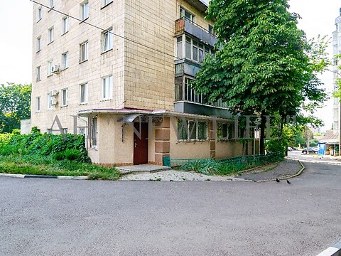 Продается 3-комнатная квартира 80 кв. м в Сумах, просп. Шевченко