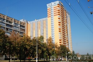 Продается 2-комнатная квартира 51 кв. м в Киеве, Кондратюка Юрія вулиця