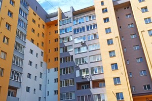 Продається 3-кімнатна квартира 88.4 кв. м у Хмельницькому, вул. Трудова