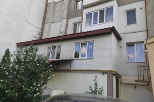 Продается 3-комнатная квартира 102.5 кв. м в Хмельницком, Чорновола улица
