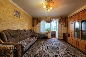 Продается 3-комнатная квартира 64.8 кв. м в Черкассах, Маламужа Александра (Невского Александра) улица