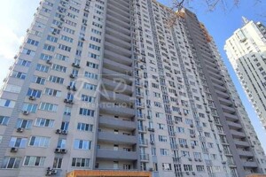 Продается 3-комнатная квартира 100 кв. м в Киеве, ул. Григория Андрющенко