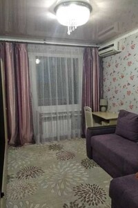 Продается 1-комнатная квартира 31 кв. м в Полтаве, Боровиковского бульвар