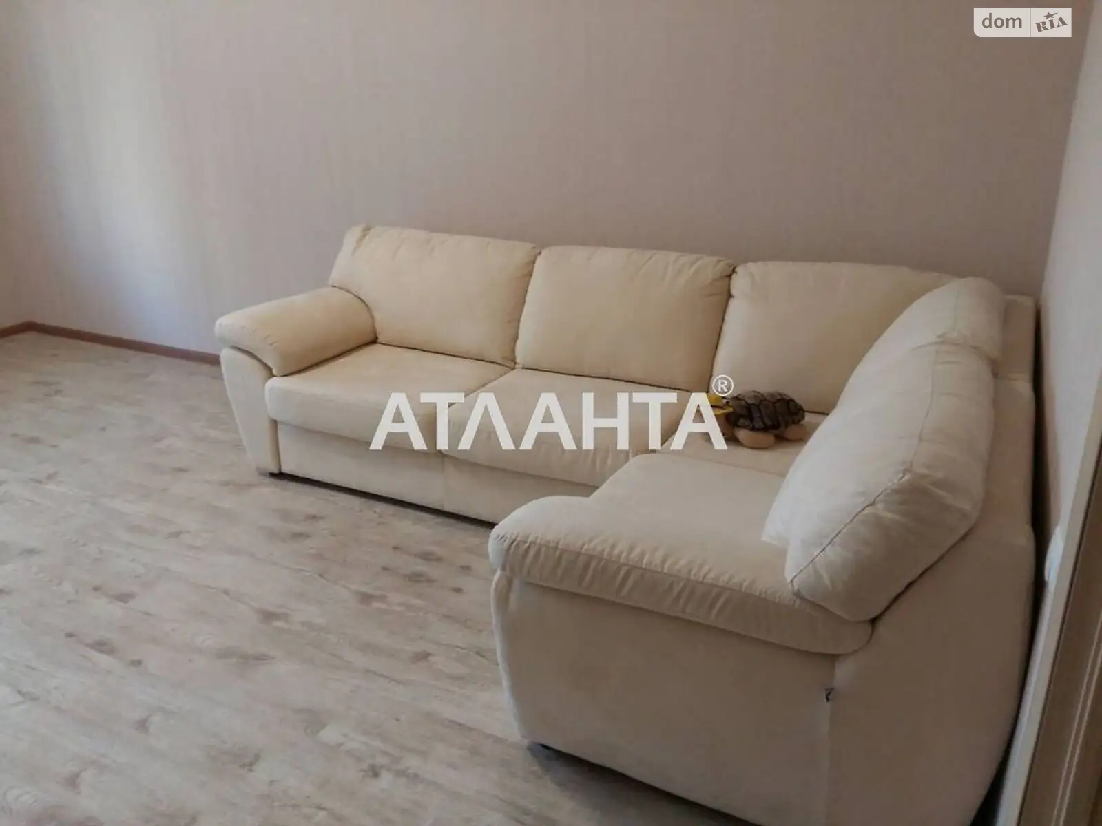 Продается 1-комнатная квартира 40 кв. м в Одессе, ул. Маршала Малиновского, 53А - фото 1