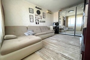 Продается 2-комнатная квартира 52 кв. м в Запорожье, цена: 29000 $