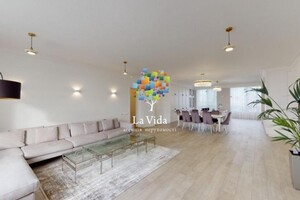 Продается 5-комнатная квартира 203 кв. м в Киеве, Ярославов Вал улица