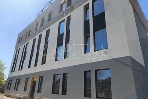 Продается помещения свободного назначения 1210 кв. м в 4-этажном здании, цена: 900000 $
