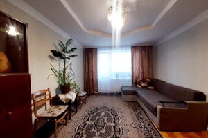 Продается 3-комнатная квартира 60 кв. м в Тернополе, ул. Патриарха Любомира Гузара(Чалдаева)