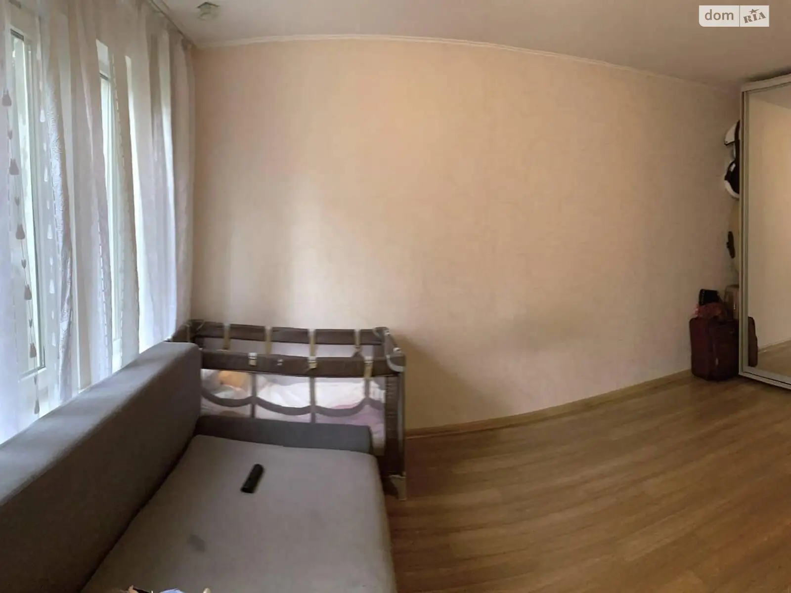 Продается комната 40 кв. м в Черноморске, цена: 22500 $ - фото 1