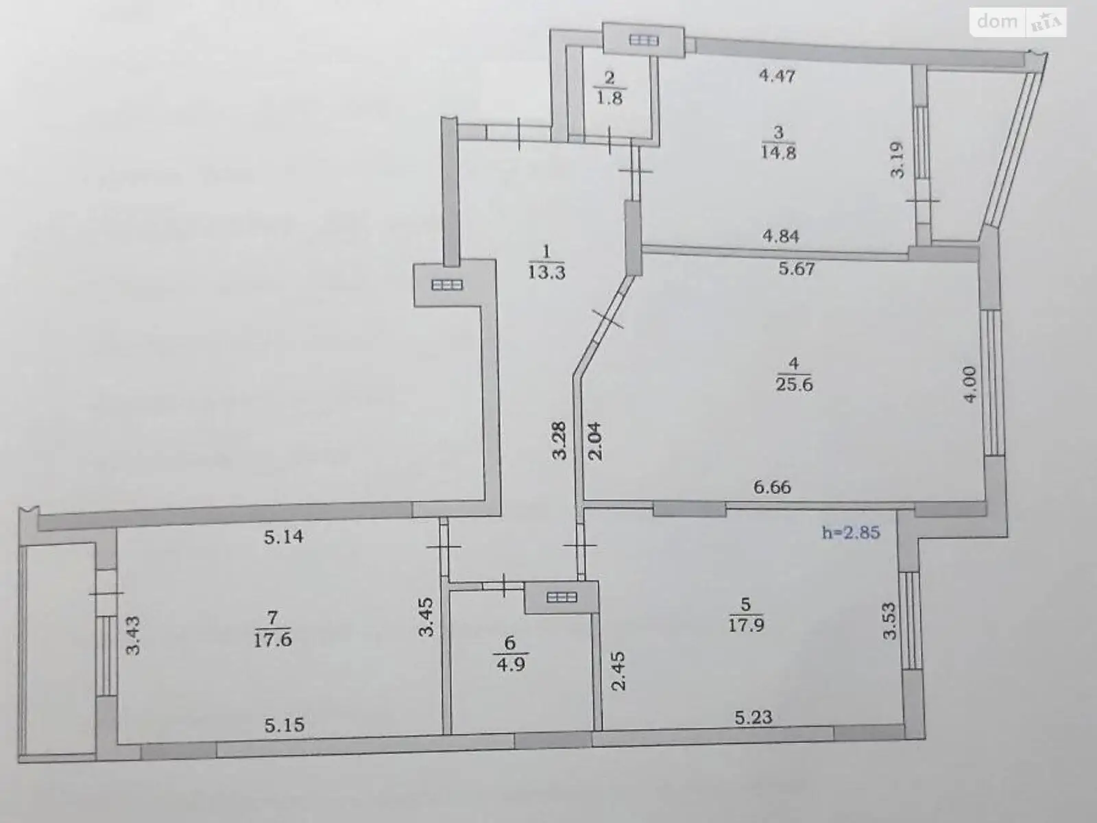 Продается 3-комнатная квартира 102.5 кв. м в Черноморске, ул. Парусная