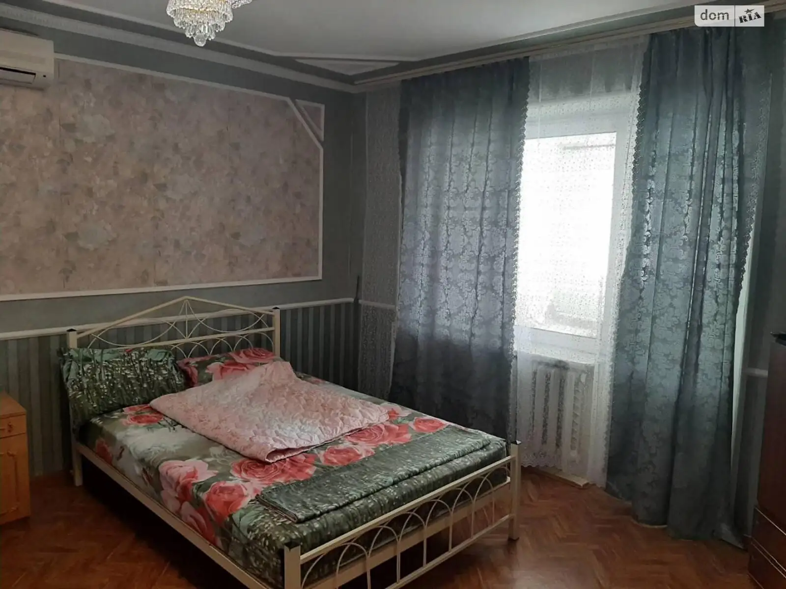 Продается 3-комнатная квартира 123 кв. м в Черноморске, ул. Парусная - фото 1