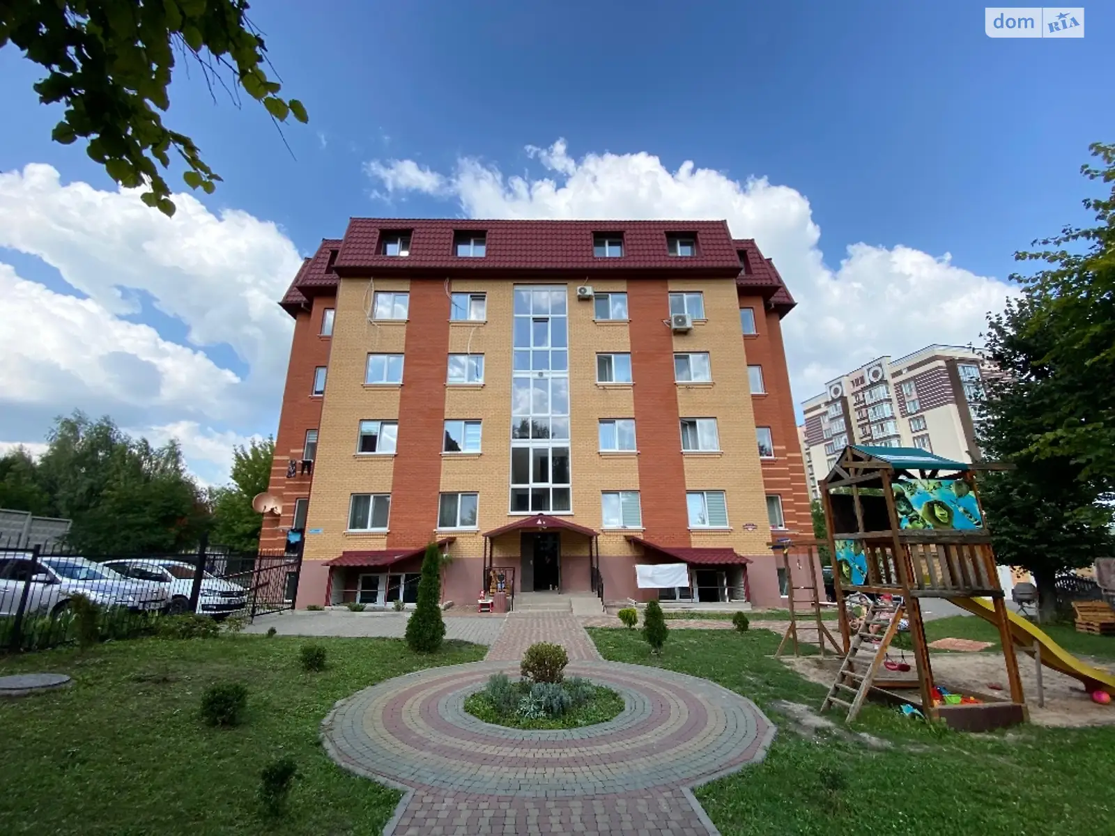 Продается 3-комнатная квартира 132 кв. м в Хмельницком - фото 1