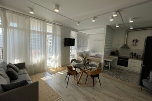 Продается 1-комнатная квартира 45 кв. м в Одессе, Каманина (Курчатова) улица