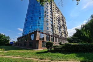 Продается 4-комнатная квартира 170 кв. м в Хмельницком, Старогородская (Примакова) улица