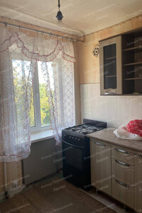 Продается 2-комнатная квартира 43 кв. м в Кропивницком, ул. Пашутинская