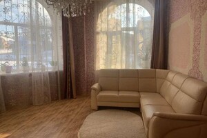 Продается 4-комнатная квартира 126 кв. м в Харькове, Тимирязева улица