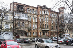 Продается 5-комнатная квартира 189.6 кв. м в Одессе, Спиридоновская (Горького) улица