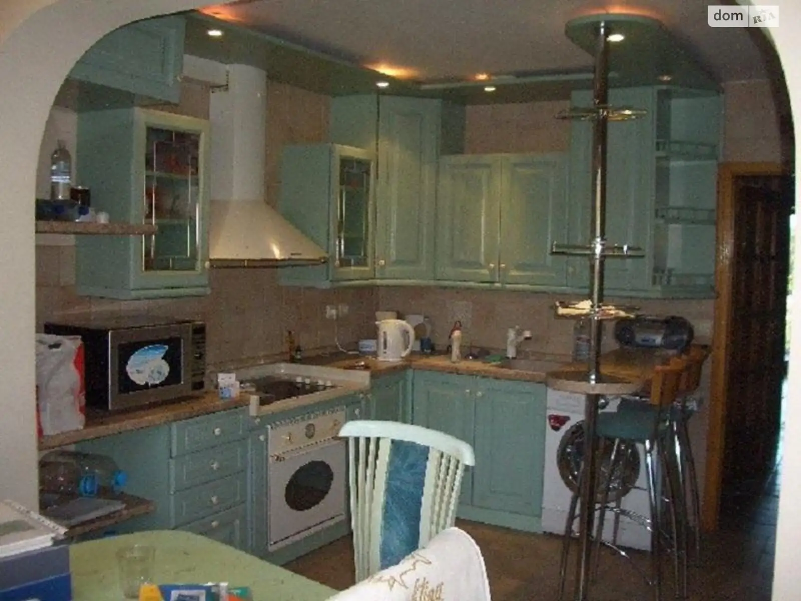 Продается 4-комнатная квартира 110 кв. м в Одессе, ул. Академика Филатова, 52А - фото 1