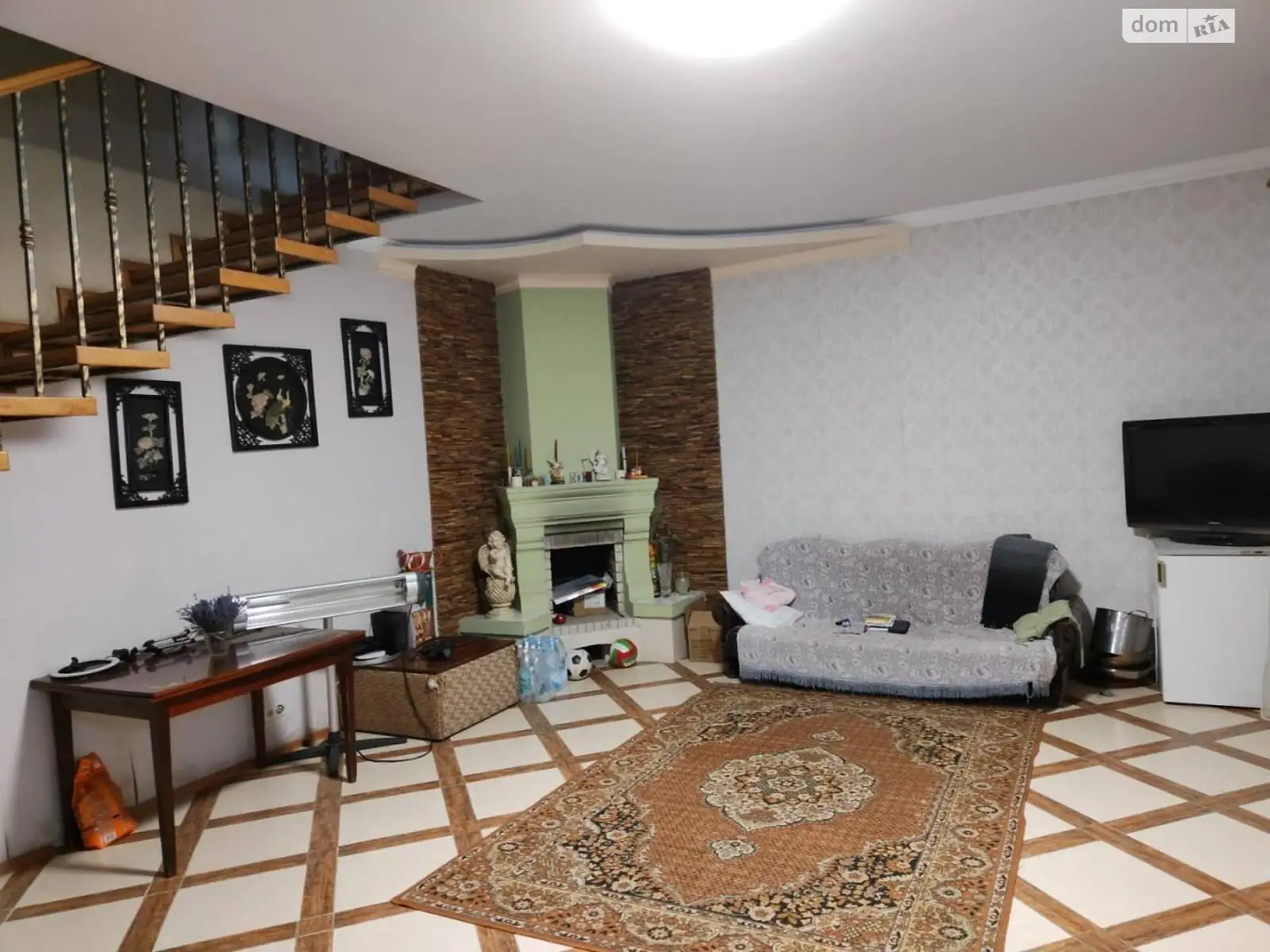 Продається 5-кімнатна квартира 144.7 кв. м у Одесі, вул. Чорноморського козацтва