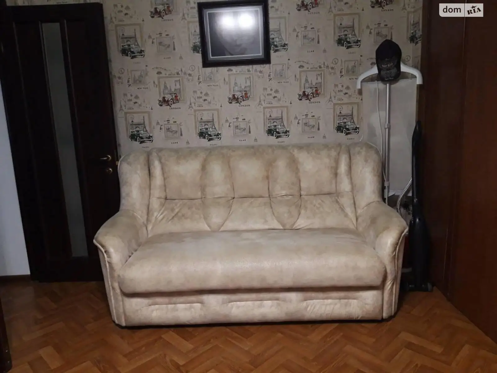 Продается 3-комнатная квартира 50 кв. м в Одессе, ул. Адмирала Лазарева
