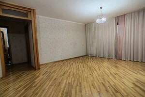 Продаж квартири, Дніпро, р‑н. Амур-Нижньодніпровський