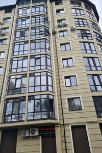 Продажа квартиры, Ивано-Франковск, р‑н. Центр, Длинная (Правды) улица, дом 20в