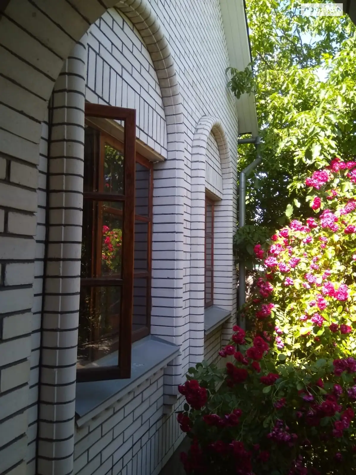 Сдается в аренду дом на 2 этажа 240 кв. м с баней/сауной, цена: 22700 грн - фото 1