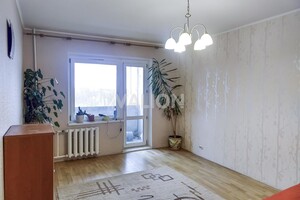Продается 3-комнатная квартира 70.2 кв. м в Киеве, Тираспольская улица