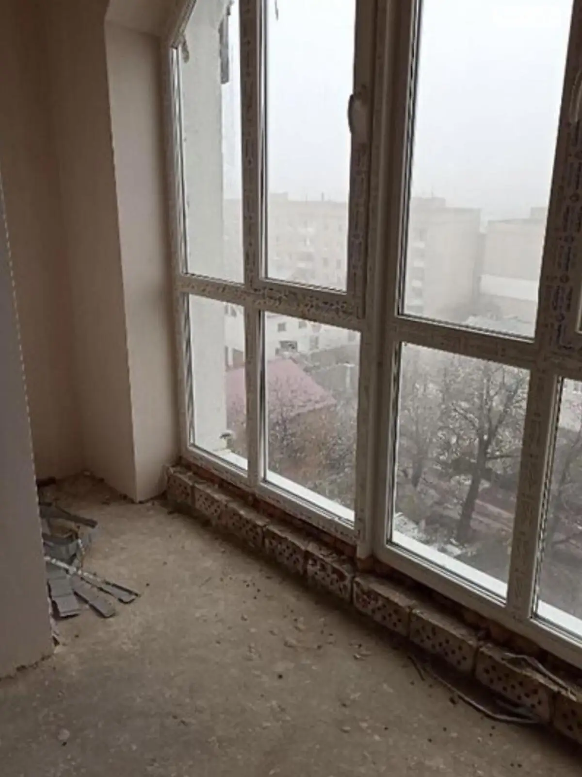 2-комнатная квартира 77 кв. м в Тернополе, ул. Глубокая - фото 1