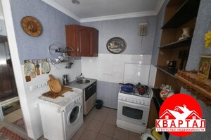 Продается 1-комнатная квартира 21 кв. м в Запорожье, Энтузиастов улица