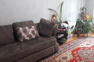 Продается 4-комнатная квартира 90 кв. м в Харькове, Гвардейцев Широнинцев