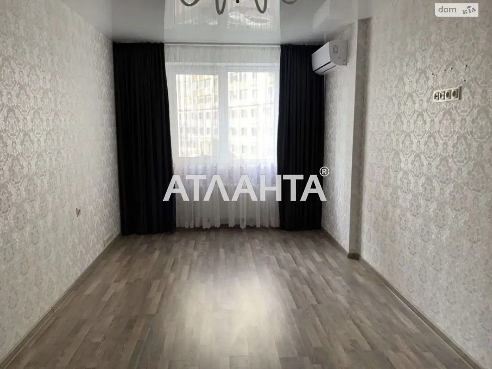 Продается 1-комнатная квартира 41 кв. м в Крыжановке, ул. Академика Сахарова, 3В - фото 1