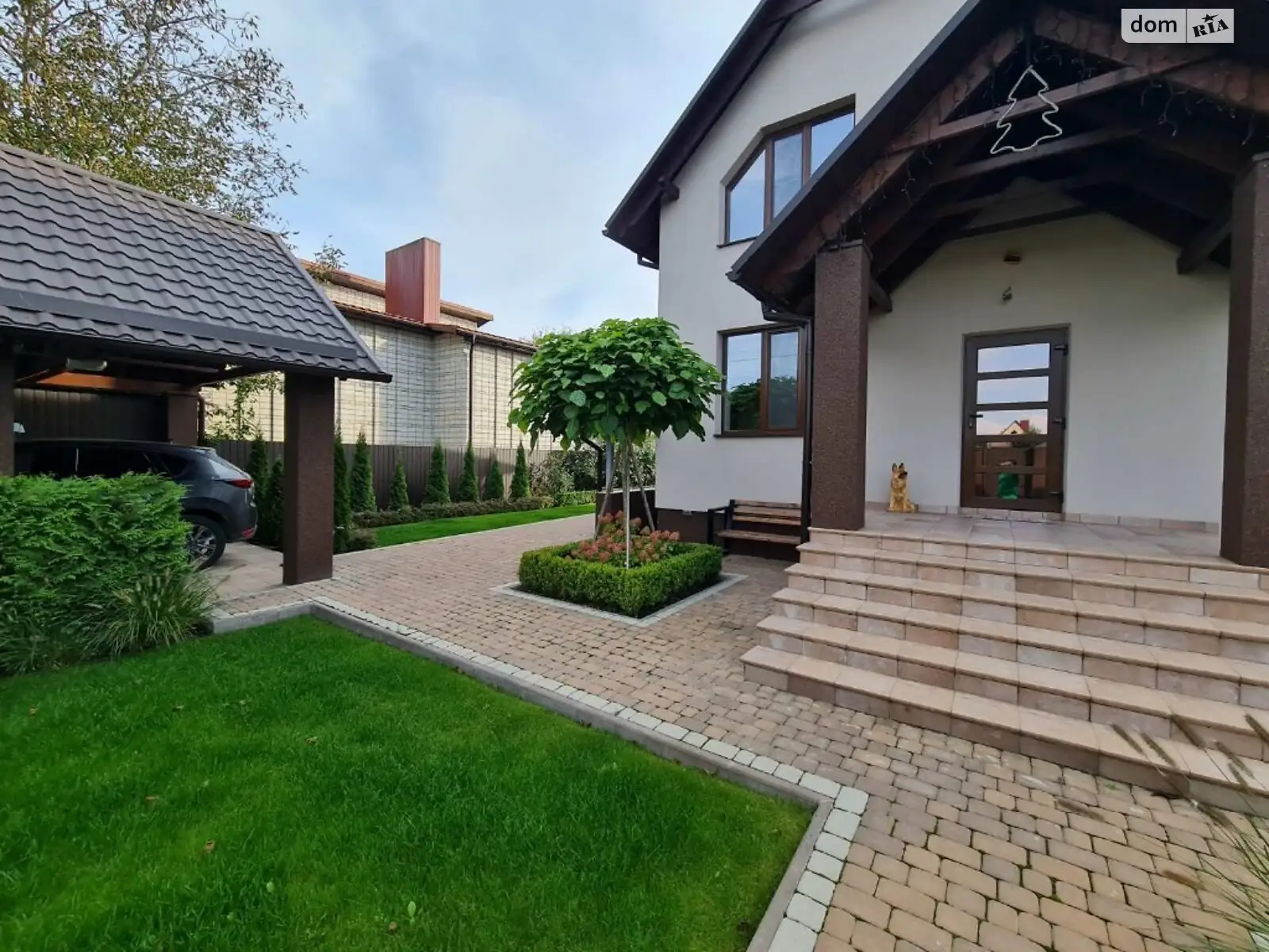 Продается дом на 2 этажа 195 кв. м с участком, цена: 285000 $ - фото 1