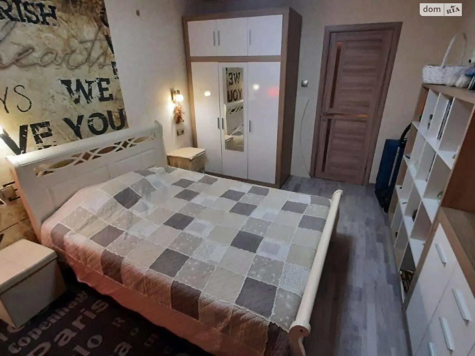Продается 3-комнатная квартира 80 кв. м в Хлебодарском, цена: 50000 $