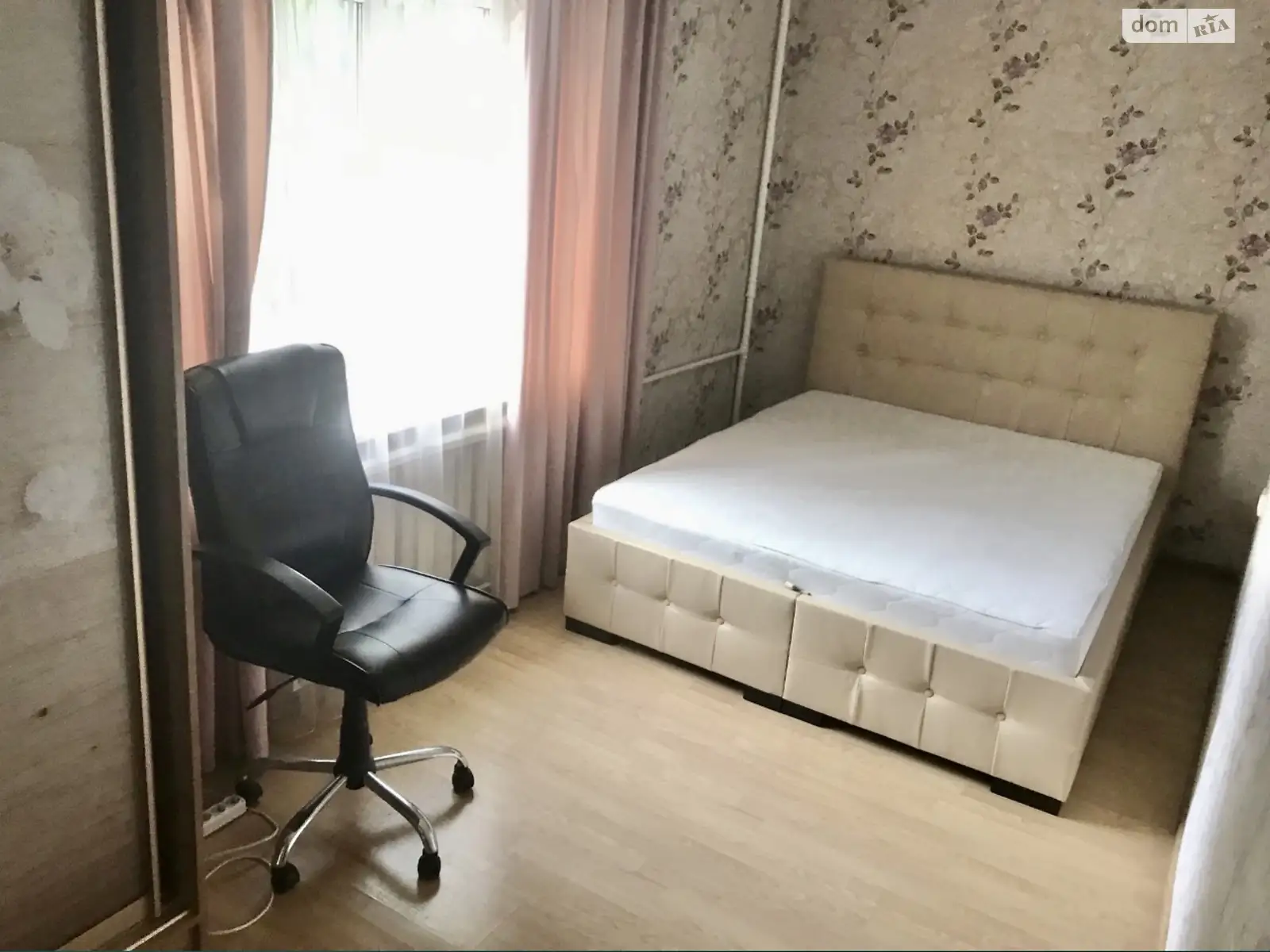Продается 2-комнатная квартира 44 кв. м в Львове, ул. Окружная