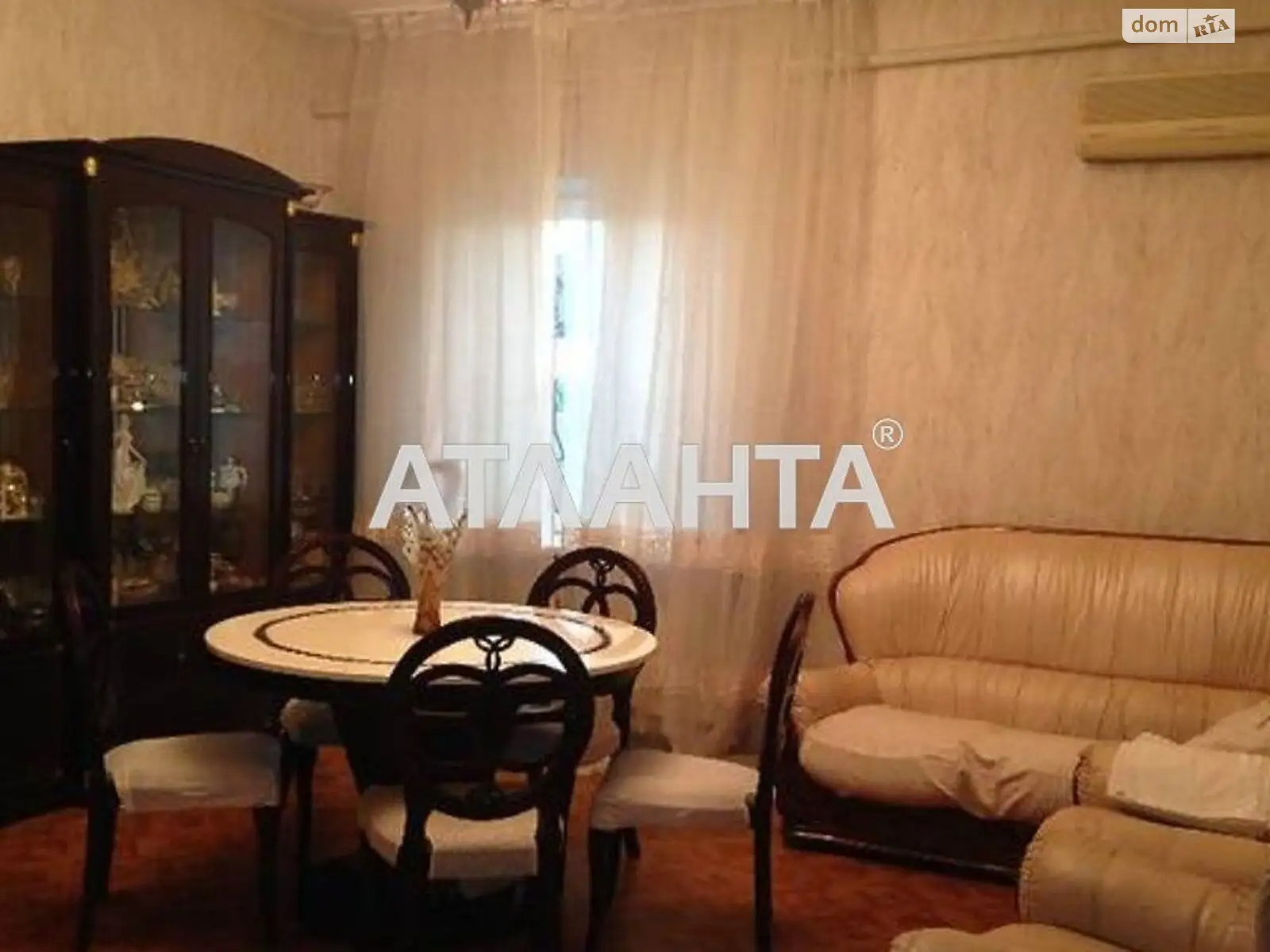 Продается дом на 2 этажа 140 кв. м с террасой, цена: 150000 $ - фото 1