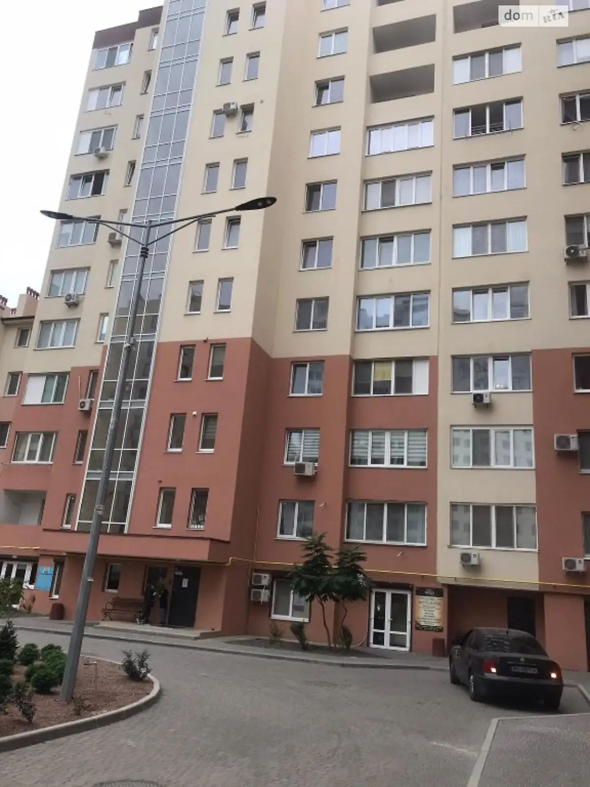Продається 2-кімнатна квартира 76 кв. м у Одесі, вул. Владислава Бувалкіна(Генерала Бочарова) - фото 1
