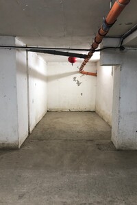 Продается подземный паркинг под легковое авто на 12 кв. м, цена: 5500 $