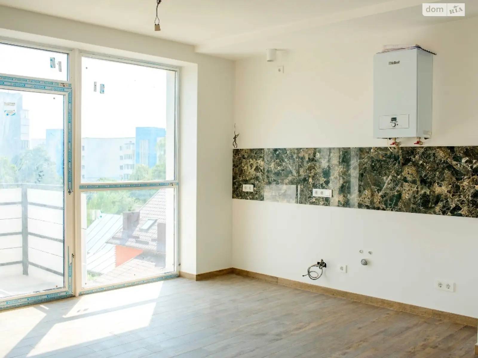 Продается 2-комнатная квартира 61 кв. м в Ровно - фото 3