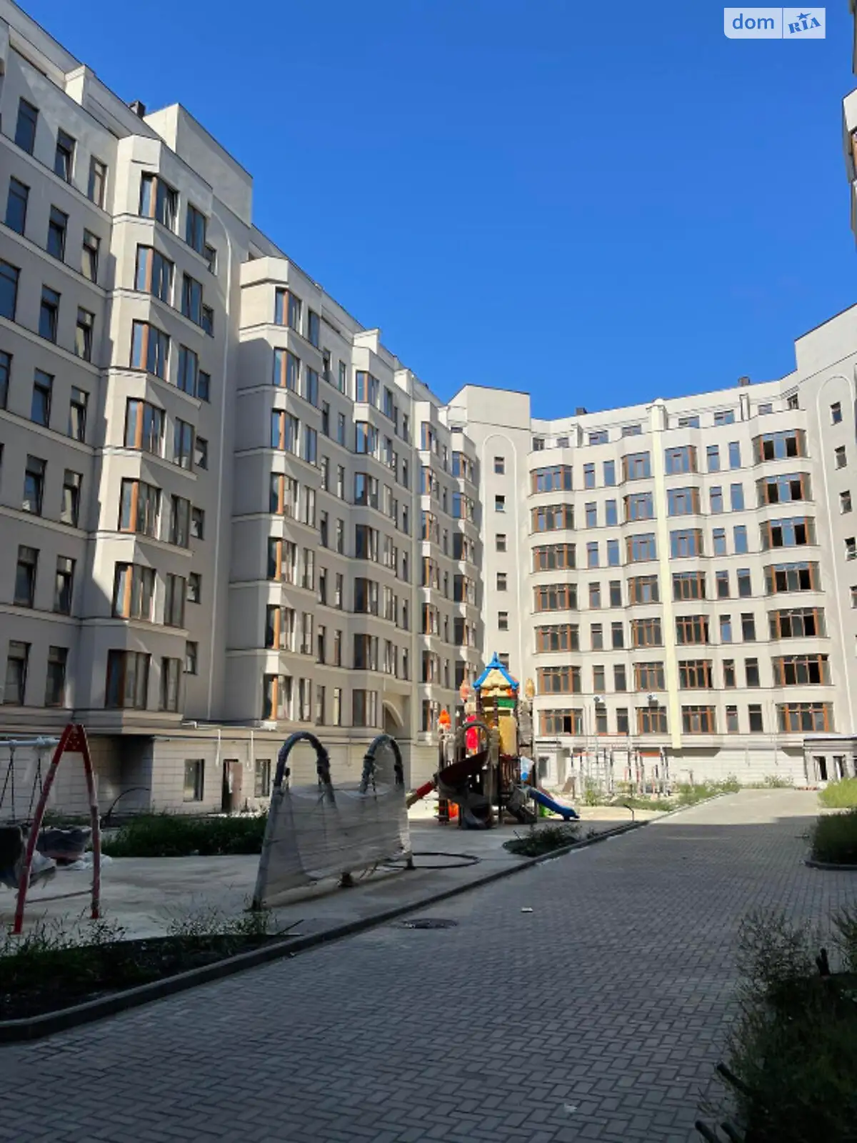 Продается 1-комнатная квартира 48 кв. м в Одессе, ул. Дача Ковалевского