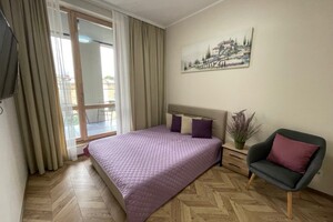 Сдается в аренду 1-комнатная квартира 42 кв. м в Львове, цена: 450 $