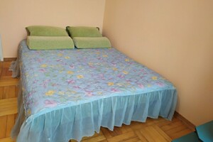 Сдается в аренду 2-комнатная квартира 65 кв. м в Тернополе, Коновальца Евгения улица