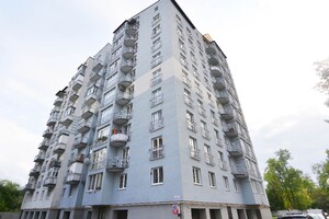 Продается 3-комнатная квартира 113 кв. м в Ивано-Франковске, цена: 82000 $