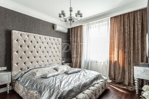 Сдается в аренду 2-комнатная квартира 60 кв. м в Киеве, Вячеслава Чорновола улица