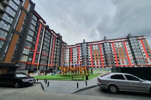 Продаж квартири, Хмельницький, р‑н. Лезневе, Вінницька вулиця, буд. 1/3